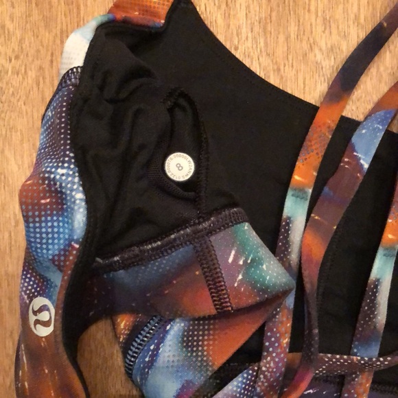 Lululemon Energy Bra - Picture 3 of 4